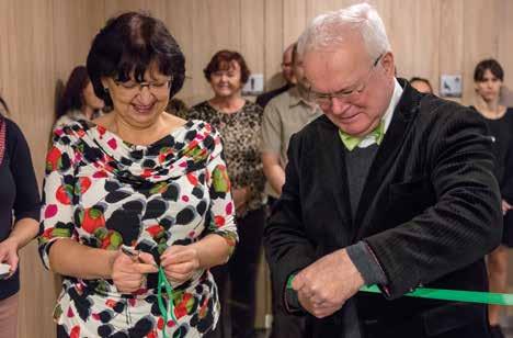 VEJDĚTE, STUDUJTE, VZDĚLÁVEJTE SE, PŮJČUJTE SI MENDELU MÁ NOVOU KNIHOVNU Tak jsme se všichni dočkali!