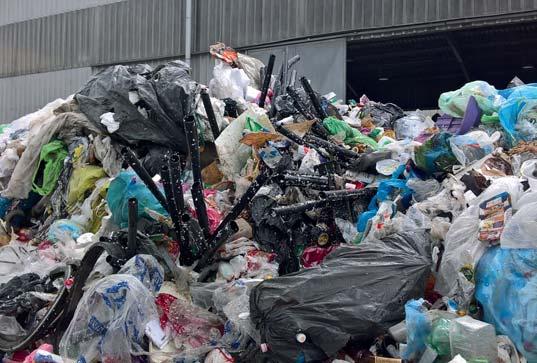 Nedašovský zpravodaj Květen 2017 Sběr nebezpečného a velkoobjemového odpadu Dne 29. 5. 2017 proběhne sběr nebezpečného odpadu (pneumatiky, oleje, barvy, ředidla, atd.