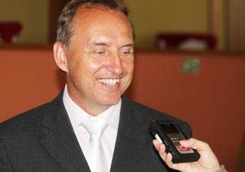 cz/ Před komisí jsme si vždycky udělali happening a náramně si to užili, říká starosta Vysoký. volná střecha. Možná i tento prostor byl pro komisi tím zajímavým, co nás odlišilo od ostatních.