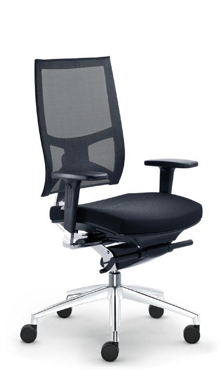 Storm ist eine Stuhlserie, welche den Einklang von modernem Design, Qualität und vollkommener Ergonomie bringt.