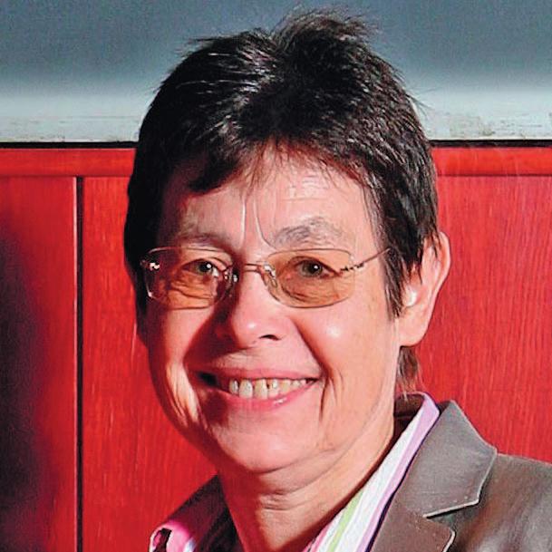 Notářské komory v Hradci Králové VLASTA AUDYOVÁ viceprezidentka Notářské komory v Ostravě NOTARIÁT HELENA DIVIŠOVÁ notářka VĚRA SÁBLÍKOVÁ prezidentka Notářské komory