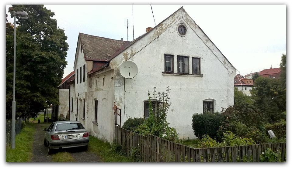 ) číslo: CS/DD/37/17 Dražebník vyhlašuje touto dražební vyhláškou dražbu dobrovolnou elektronickou, a to na základě návrhu insolvenčního správce: AS ZIZLAVSKY v.o.s., Široká 36/5, Praha 1 (dále jen dražba).