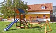 JIŽNÍ SLOVENSKO TERMÁLY 50 m 0,05 0,04 0,03 Nový moderně zařízený apartmánový dům situovaný na jednom z nejlukrativnějších míst, 50 m od termálního koupaliště.