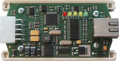 sběrnici J1708 (starší vozidla) Pro připojení do nadřazeného systému je pak určeno rozhraní ETHERNET o rychlosti 10Mbitu.