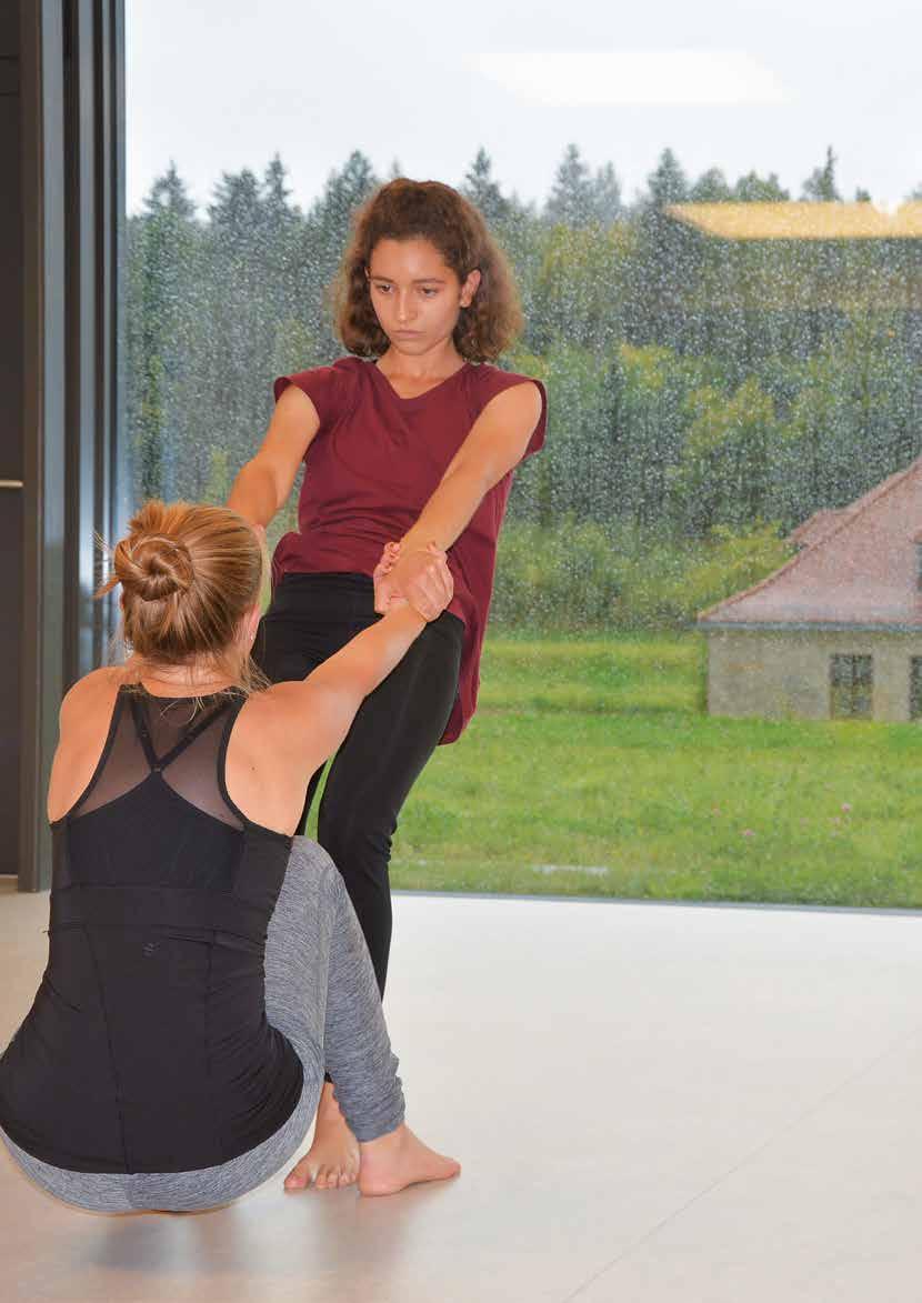 Společnými vzpomínkami ke společné budoucnosti Společnými vzpomínkami ke společné budoucnosti Finanční podpora Na setkání mládeže a setkání pracovníků s mládeží zaměřená na stěžejní téma (pro léta