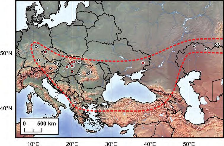 Obr. 6. Mapka rozšíření Dichomeris barbella (Denis et Schiffermüller, 1775). Červené body převážně recentní nálezy publikované v této práci; bílé body nálezy excerpované z publikovaných zdrojů. Fig.