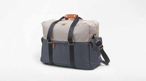 6H1087309 GAE 03 Taška 3 v 1 Multifunkčná cestovná taška, dá sa nosiť vertikálne, horizontálne alebo ako ruksak, popruh sa dá uložiť v zadnom