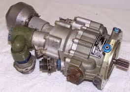 Konstrukčně technologické řešení 9.10 9.10 Reduktor Při použití turbohřídelového motoru je nutné vybavit stroj vícestupňovým reduktorem.