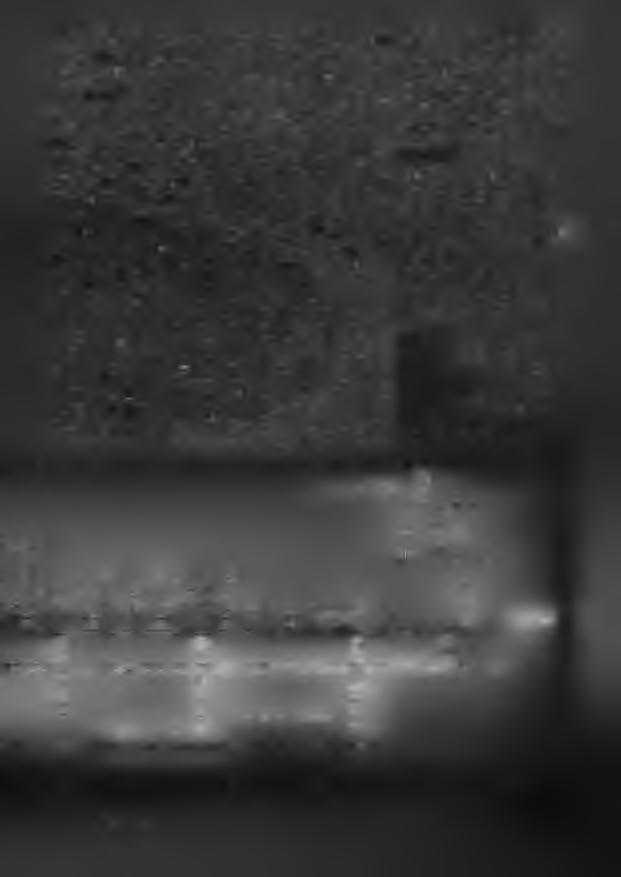 Otvor v místě kormidla narýsujeme na hotovou palubu. Na označené místo nalepíme lišty 5x5 mm, na které budeme nasouvat poklop 20 z překližky tl. 2 mm.