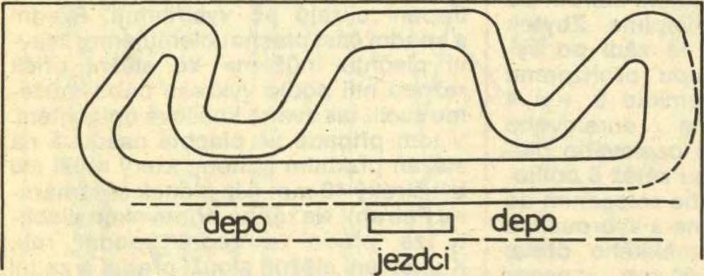 Vhodné je i vypouzdřit disky kol kluznými ložisky: po sejmutí pneumatik vyvrtáme do disků otvory o průměru 5 mm, do nichž zalisujeme bronzové trubky, které zevnitř vystružlme na průměr 3 mm.