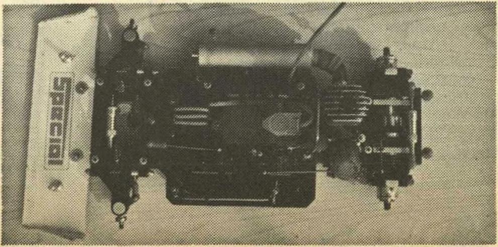 Na rok 1984 som zhotovil model Special 02 tej istej koncepcle, len niektoré časti bolí vylepsené. Okrem iného som použil novů hnaciu jednotku (zotrvačnlk s odstředivou spojkou).