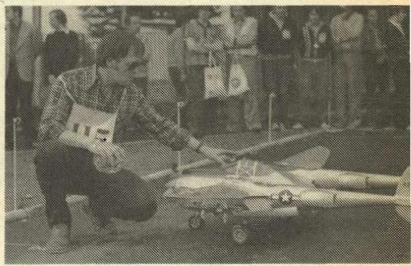 Jejich zněni je otištěno v Metodickém listu pro rok 1985, platí od 1. ledna letošního roku. Bodováni letu je shodné jako u kategorii F4B, respektive F4C.