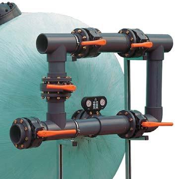 Ovládací baterie se dodávají nesmontované Ovládací ventilové baterie y ovládacích 5 ventilových baterií Ruční ovládací baterie nebo baterie se servoventily jsou vyrobeny z PVC potrubí PN-6 s