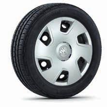 24 25 ŠKODA Pneugarance Na cestách Vás mohou potkat různé nástrahy.