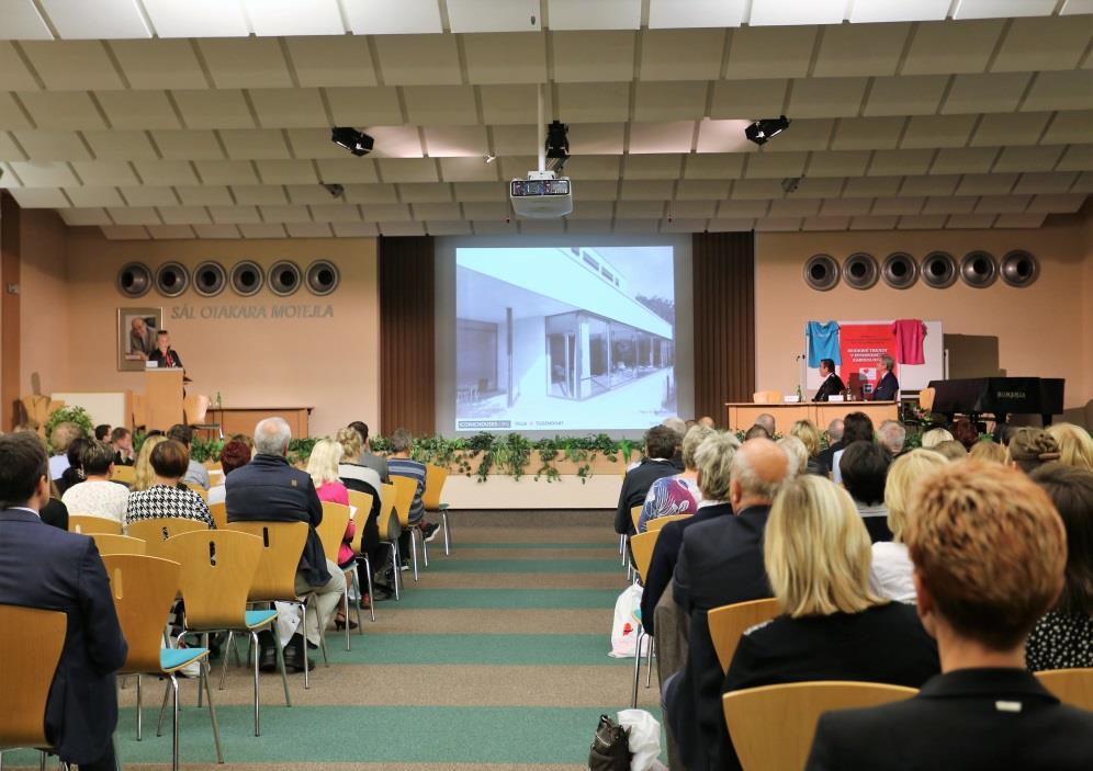 Pracovištěm invazivní a intervenční kardiologie. Po úvodních projevech byly na sympóziu s názvem MODERNÍ TRENDY V INTERVENČNÍ KARDIOLOGII 2016 opět představeny novinky a trendy v kardiologické péči.