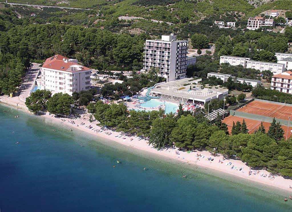 MAKARSKÁ ALL INCLUSIVE Akcia 7=6 BAZÉN -1 m 3 DETI do 14 r.