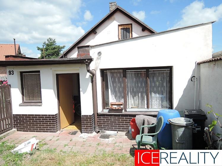 Srovnávané nemovitosti 1. Identifikace Záznam o prodeji srovnávané nemovitosti č. 1 Prodej, Rodinný dům, 60 m 2, Těchlovice, okres Hradec Králové Celková cena: 1.200.