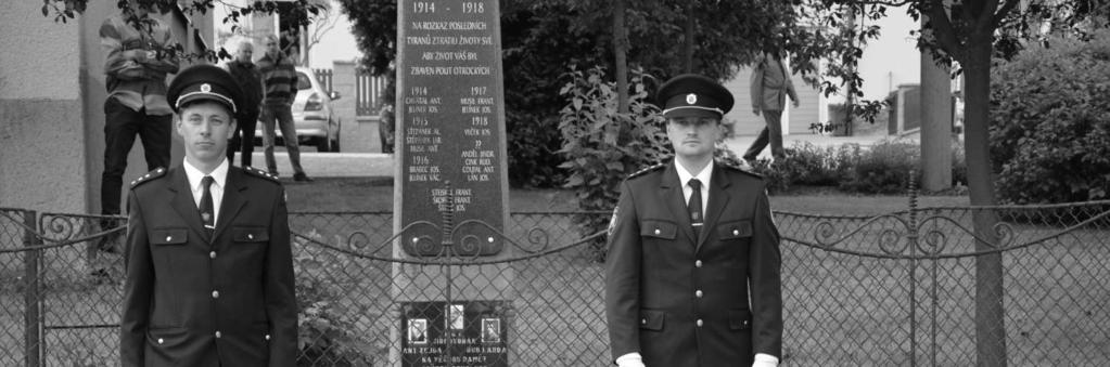 Odpoledne plné setkání přátel, spolužáků, sousedů a kamarádů zakončila večerní taneční zábava se skupinou Akord. Věřím, že se všem zúčastněným setkání líbilo a opět se za 5 let shledáme.