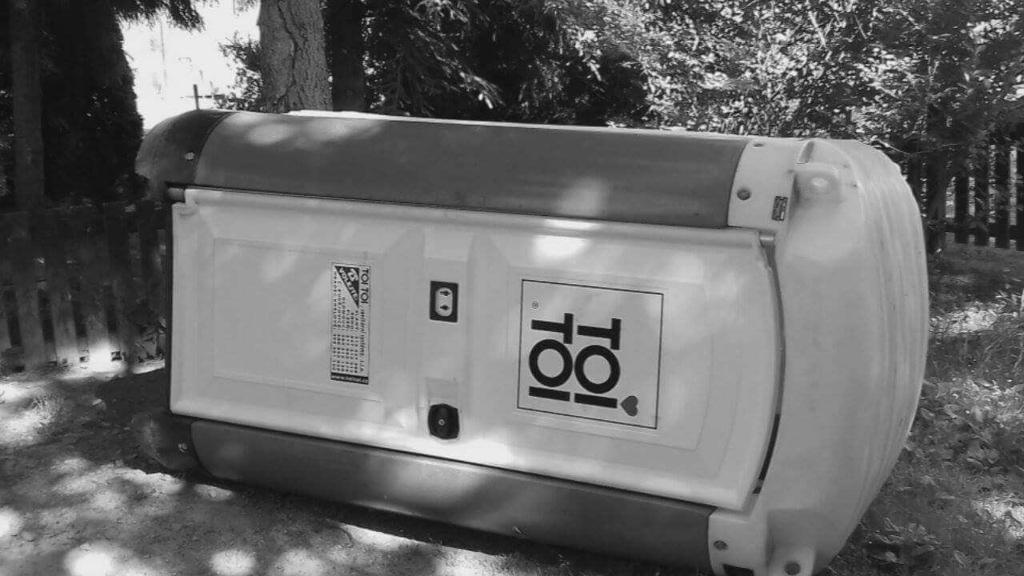 několik řádků pokračovat. Ale pojďme dále, Areál hradu a zámku zahrnující I. hradní nádvoří a severní část parkánu s voliérou dravců. Město v červnu 2017 otevřelo po kompletní rekonstrukci I.