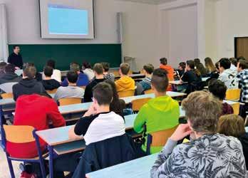 Prezentace fakulty, vnější vztahy a propagace Akce v Děčíně Speciální teorie relativity 31. 1. 2017 Poslední lednový den se opět uskutečnila přednáška Speciální teorie relativity.