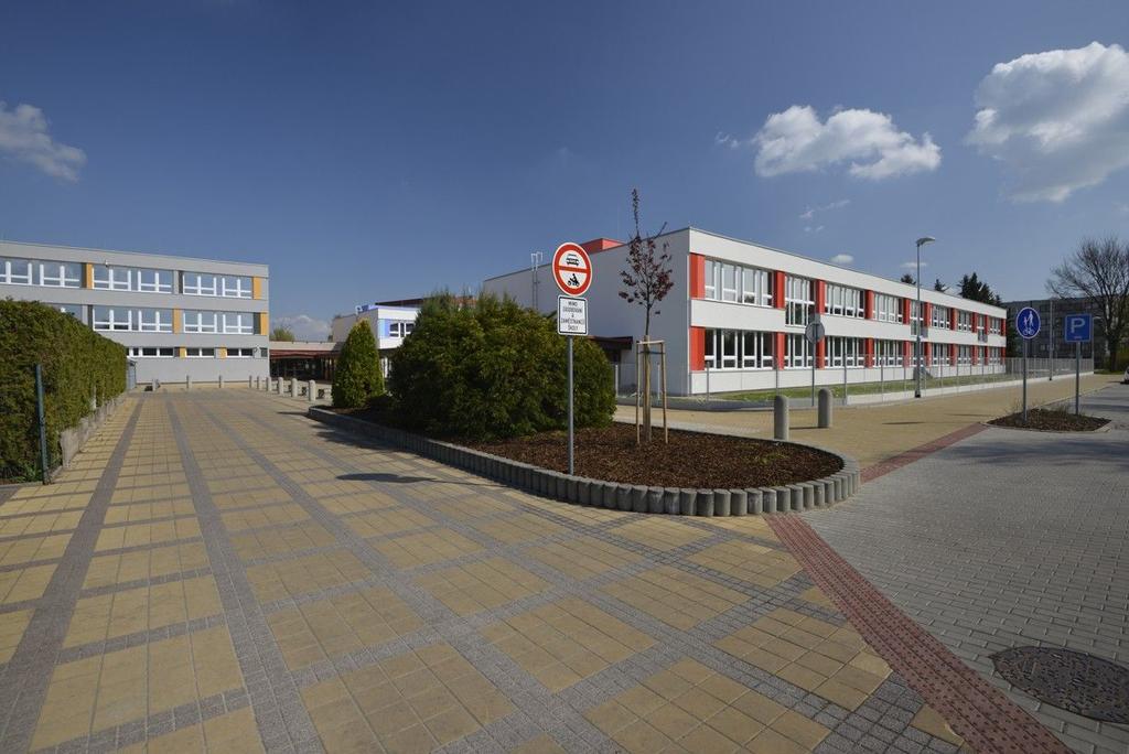 Štefcováček Podzim 2018 Základní škola a Mateřská škola, Hradec Králové, Štefcova 1092 Štefcováček je zpravodaj ZŠ a MŠ Štefcova, který je určen především rodičům našich žáků a přátelům škoy,