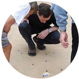 DROBKY Z ČINNOSTI KMENE na schůzkách zábřežských Medvědů se stále něco nového děje. Na poslední schůzce 26.