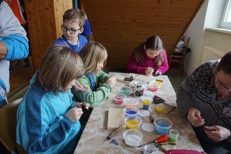 INDIÁNSKÝ DEN+SKAUTSKÁ AKADEMIE 3. BŘEZNA 2018 První akce měsíce vran (měsíce března) se konala ve zvolské sokolovně. Dopoledne to byl Indiánský den a odpoledne Skautská akademie.