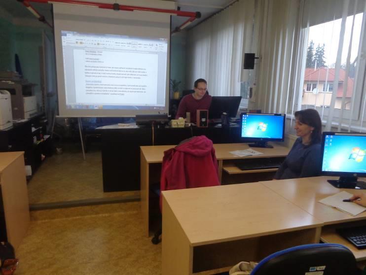 Akreditované vzdělávací kurzy Společnost byla v roce 2016 držitelem akreditace Ministerstva školství, mládeže a tělovýchovy pro vzdělávací programy: - Základy obsluhy osobního počítače v rozsahu 40