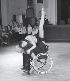 Vznik nových choreografií (Jerome, We Like to Swing, tematické vystoupení na motivy muzikálu Noc na Karlštejně). Workshopy pro veřejnost v Centru Paraple a na Nové hospodě v Plzni.