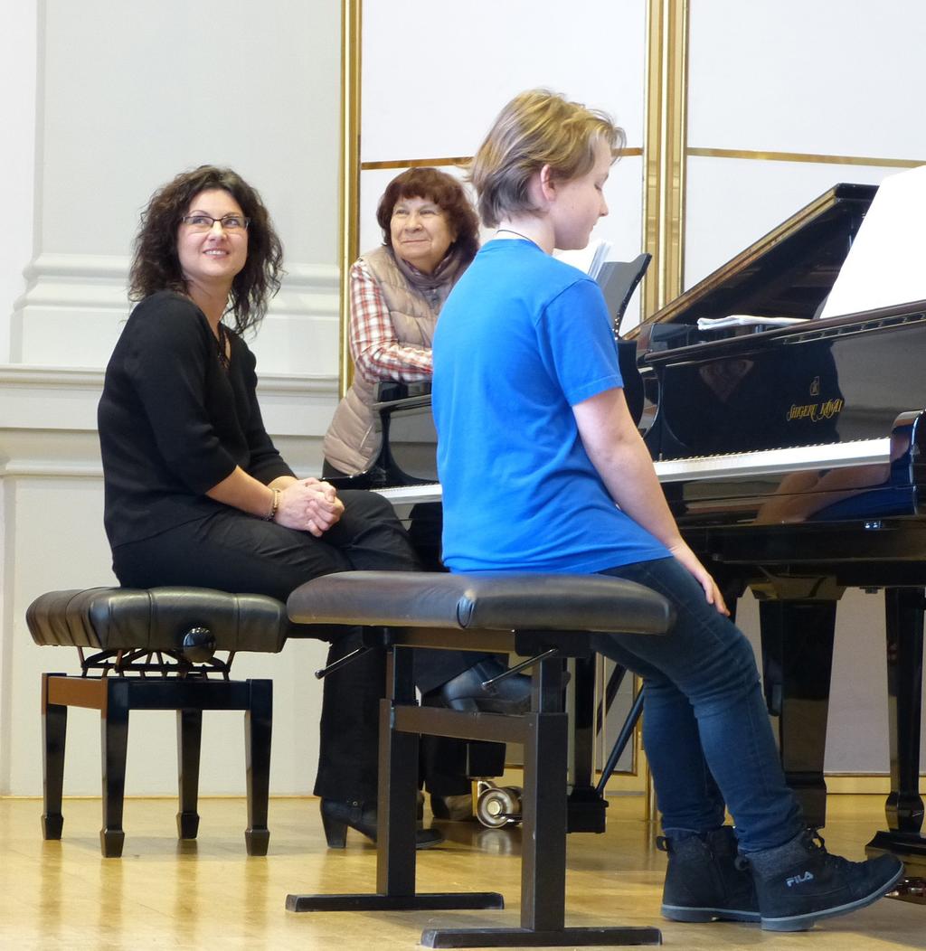 Pianissimo METODIKA, ROZHOVORY, KURZY, ODBORNÉ STUDIE, KONCERTY, SEMINÁŘE, SOUTĚŽE,