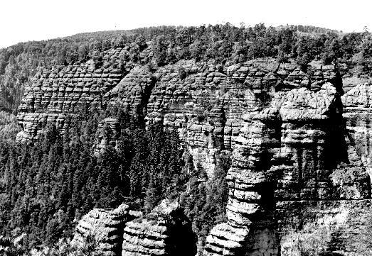 6. Úvod do sedimentární petrografie a petrologie (sedimentologie) Vrstevnatost