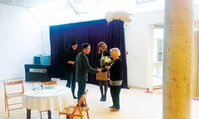 Strana 14 l škola Slivenecký mramor 2 l 2018 Beseda s paní starostkou RNDr. Janou Plamínkovou na téma demokratické volby 31. 1. 2018 se v aule školy konala beseda se starostkou MČ Praha Slivenec a radní hlavního města Prahy RNDr.