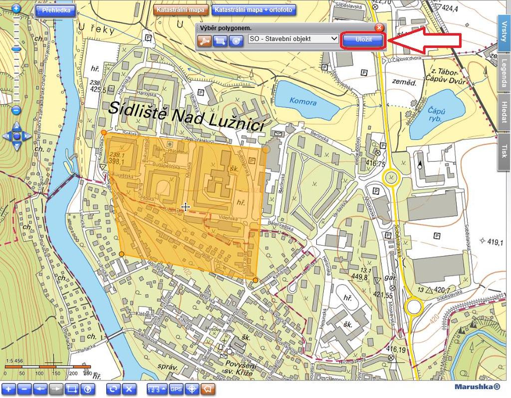 Obr. 4 Mapový klient Marushka s vytvořeným polygonem na území obcí Tábor a Sezimovo Ústí Aplikace nyní provede kontrolu, zda byl vytvořen polygon a je topologicky v pořádku (viz výše uvedená