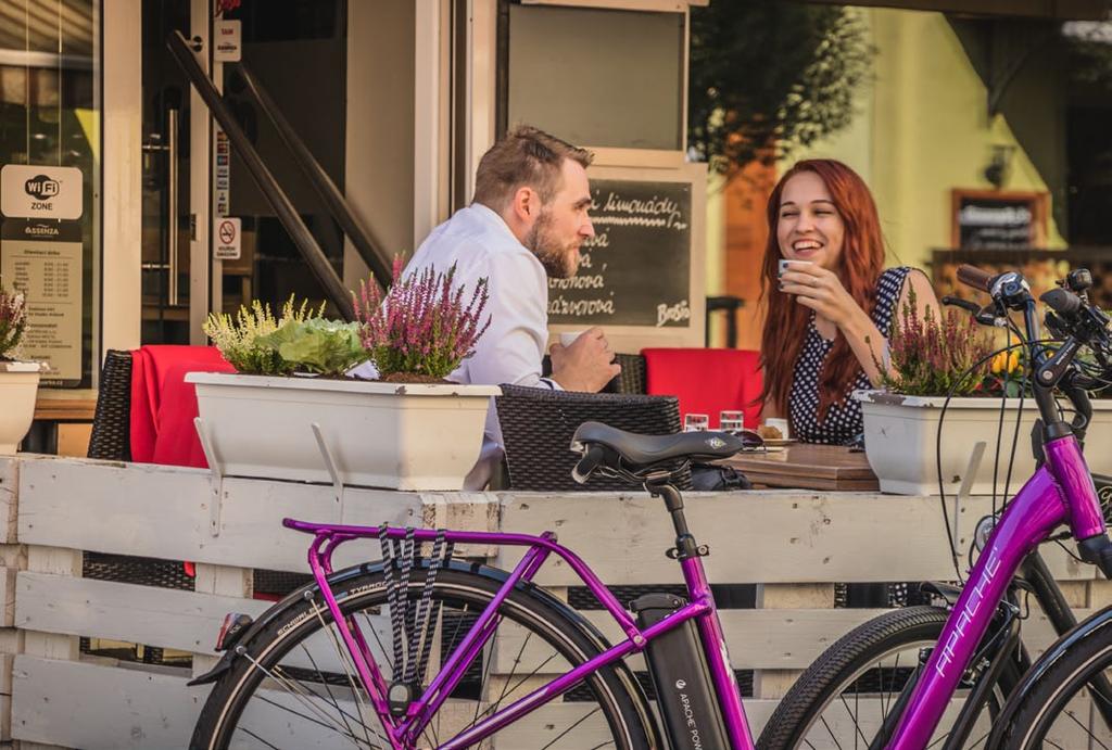 Proč si pořídit elektrokolo Elektrokolo je to nejlepší, co lidé v posledních letech v cyklistice vymysleli, a po přehazovačce je to další přelomovy, možná až revoluční vynález.