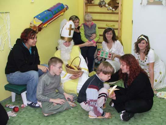 Projekt Dětský denní stacionář Mikulov Z historie Za myšlenkou zrodu stacionáře stáli manželé Maláskovi, kteří hledali v blízkosti svého bydliště pro svou hendikepovanou dceru zařízení s každodenní