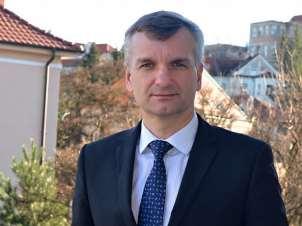 Tomáš Zatloukal Využití dat z inspekční činnosti, národních a mezinárodních šetření pro budování lepšího vzdělávání Česká školní inspekce získává komplexní pohled na vzdělávací systém z inspekční
