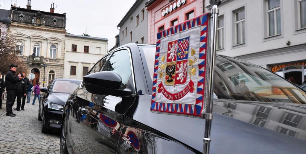 Ad 4) Preventivně bezpečnostní akce a opatření Preventivně bezpečnostní opatření v roce 2017 byla realizována v intencích let 2015 a 2016.