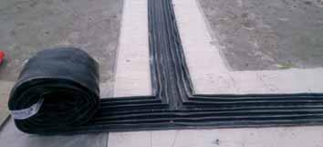f MATERIÁLY A TECHNOLOGIE MATERIALS AND TECHNOLOGY 2a 2b Obr. 1 Detail dilatační spáry s označením směrů pohybu Fig. 1 Detail of a expansion joint, indicating the directions of movement Obr.
