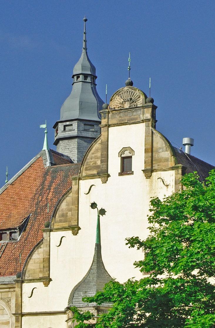 Základní údaje Název: Dopravní podnik města Liberce, a. s. Sídlo: Mrštíkova 3, 461 71 Liberec 3 Identifikační číslo: 473 11 975 Ředitel: Ing. Jiří Veselka Telefon: 485 344 111 E-mail: dpml@dpml.