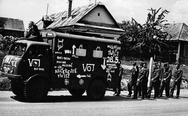 198 Propagace představení Nečekejte twist na