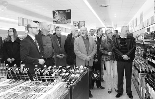 Rožmitál pod Třemšínem a dalších hostů, má plochu 1000