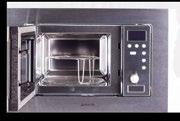Průměr otočného talíře 24,5 cm Mikrovlnný výkon 800 W Gril výkon 1000 W 8 programů mikrovlny, gril, kombinovaný ohřev, rozmrazování (váha, čas),