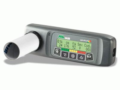 Funkčné vyšetrenie dýchacích ciest Spirometrické vyšetrenie - úsilový výdych Najdôležitejšie hodnoty: FVC, VC - úsilová alebo pomalá vitálna kapacita, predstavujúca objem celého výdychu FEV1 -
