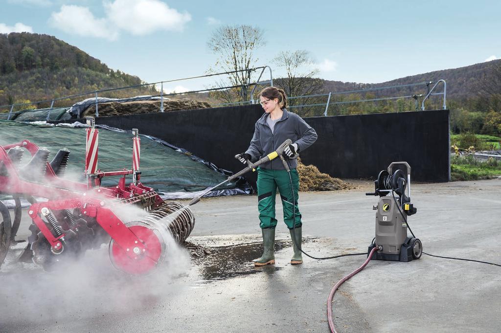 HD 8/18-4M Plus *EU 4-pólový, pomaloběžný, robustní třífázový motor ServoControl: plynulá regulace množství vody a tlaku přímo na pistoli Automatické snížení tlaku a až o 20 procent vyšší efektivita