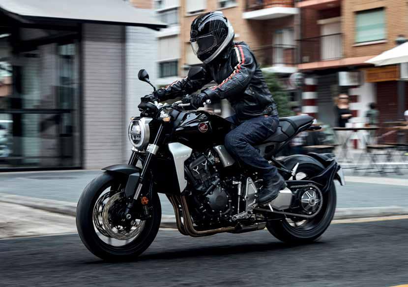 To vše ovládá nový systém elektronického plynu Throttle By Wire se čtyřmi jízdními