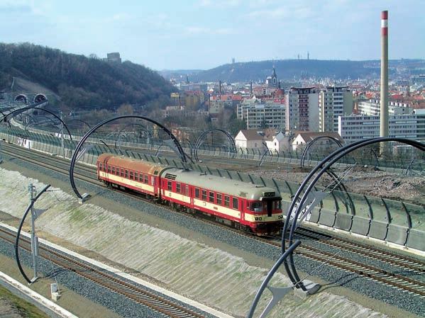 3 Seznam železničních linek S a R (zrychlené) zajíždějících na území hl. m. Prahy (od 13.12.