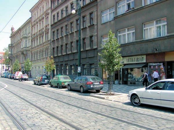7 Stavebně upravené parkovací zálivy pro stání vozidel rezidentů v ZPS na Malé Straně (Újezd Karmelitská) K zavedení smíšených zón v roce 2009 nedošlo.