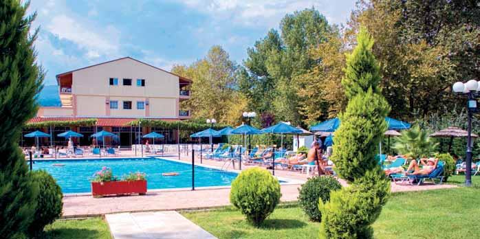 PIERIE PLATAMONAS Sun Beach Hotel Polopenze / možnost dokoupení obědů Akce repeaters Dítě výhodná cena Přímo u pláže Klidné prostředí Rezervujte včas Hotel leží na okraji letoviska Platamonas, v