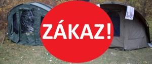 ZÁKAZ BIVAKOVANÍ: Zákon hovoří jasně! Rybáři u vody bivakovat nesmějí! Vypadni z mého pozemku, ty jedna rybářská špíno! Je vám to povědomé?