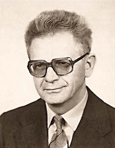 19 A vzpomínky nám zůstanou Letos 24. prosince uplyne 20 let od doby, kdy nás opustil pan docent PhDr. Stanislav Máslo.